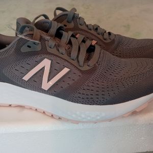 New Balance Women's 520 V6 Running Shoes Brand-new